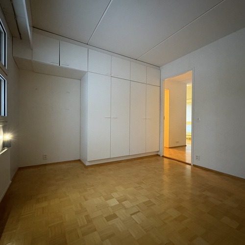 alakerran makuuhuone