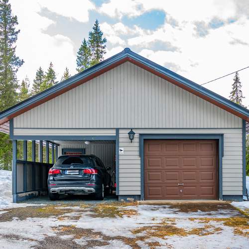 autotalli, autokatos ja kaksi varastoa autotalli, autokatos ja kaksi varastoa