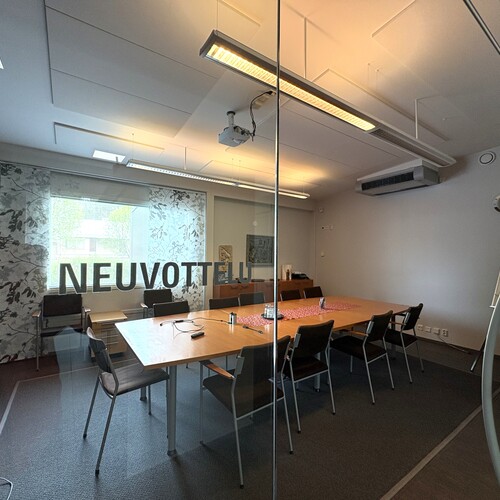 neuvotteluhuone