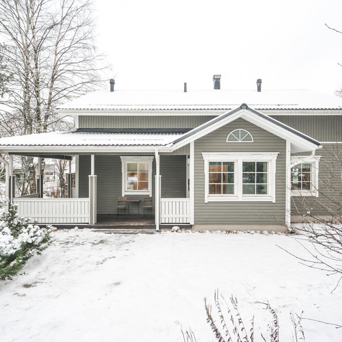 Omakotitalo, Ahmatie 15, Oulu, Välivainio, 5h, k, s, at, hirsirakennus, 161 m², 365 000 €