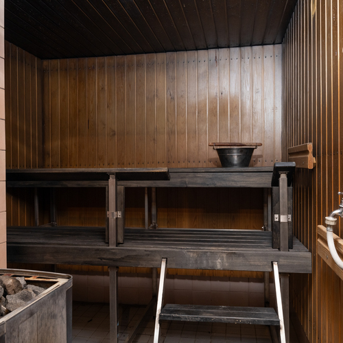 Perinteinen ja tunnelmallinen sauna