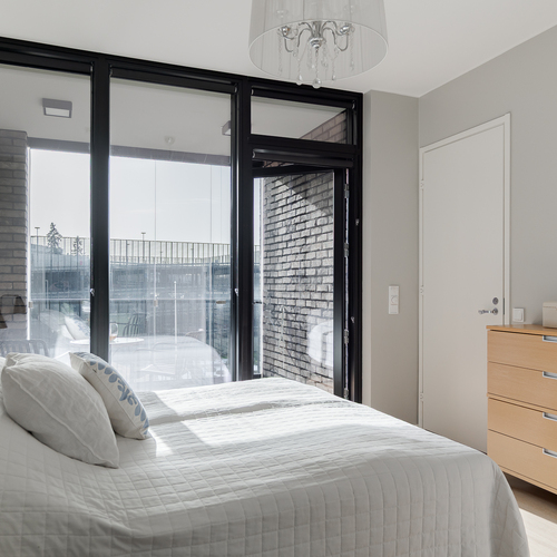 Huoneen yhteydessä parveke