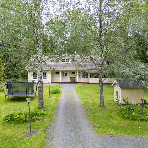 Omakotitalo, Koivistontie 106, 34110, Lakiala, 6h, k, kph, s, pukuh, eril.wc, khh, vh, ak, var, 173,00 m², 285 000,00 €
