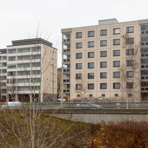 Julkisivu Armonkalliolta päin