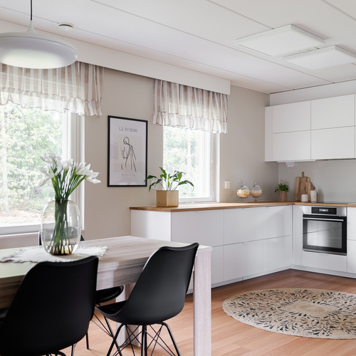 Omakotitalo, Koivurinteentie 6, Kilvakkala, Kilvakkala, 4h, k, kph, s, khh, 2 x erill. wc, at, 149 m², 198 000 €