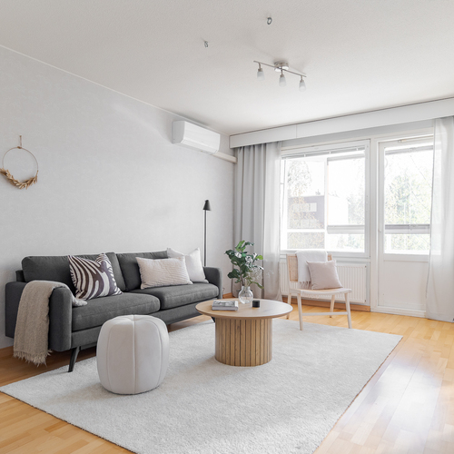 Kerrostalo, Kanjoninkatu 15, Tampere, Hervanta, 4h, k, kph, s, erill. wc, las.parveke ( yj:n mukaan 4h+k+s), 92 m², 189 000 €