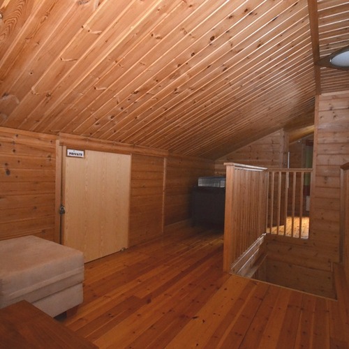 yläkerran aula