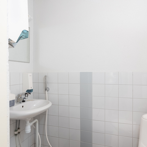 Useita erillisiä wc-tiloja