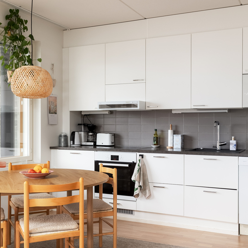 Kerrostalo, Piipputori 1, Jyväskylä, Kangas, 2h+avokeittiö+kph+s+lasitettu parveke, 50,50 m², 185 000 €