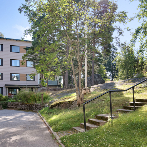 Kerrostalo, Suurpäänkatu 35, Varissuo, Varissuo, 3h+k+kph+s+vh+las.parv., 76,50 m², 83 000,00 €