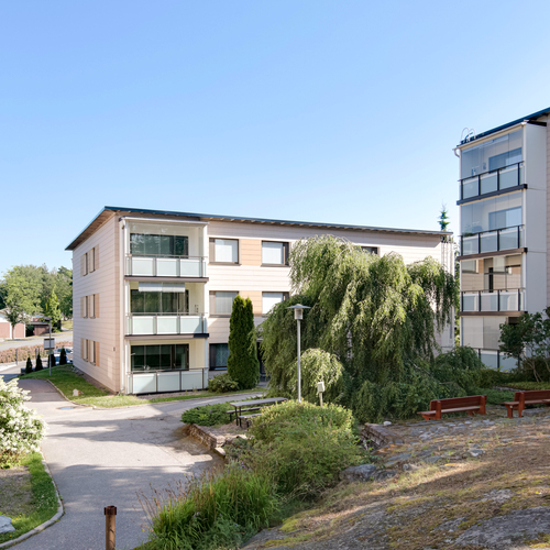 Kerrostalo, Suurpäänkatu 35, Varissuo, Varissuo, 3h+k+kph+s+vh+las.parv., 76,50 m², 79 000,00 €