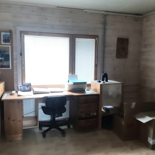 Alakerran makuuhuone I