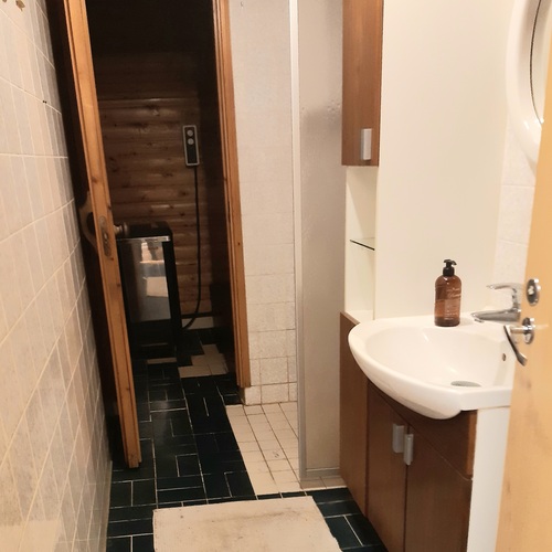 Yläkerran sauna / kph/wc