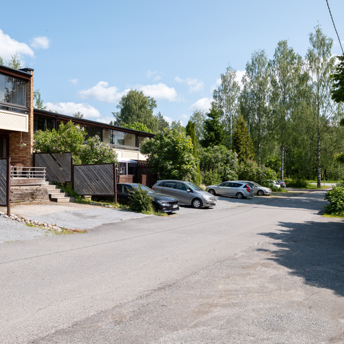 Näkymää yhtiön pihalta