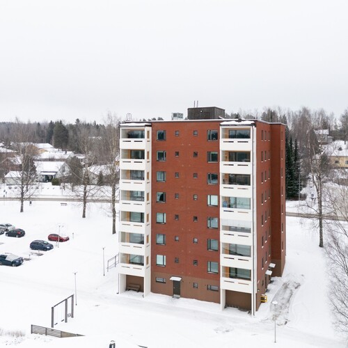Julkisivu