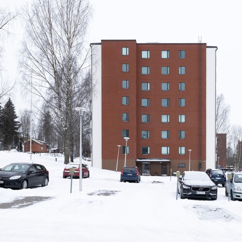 Julkisivu