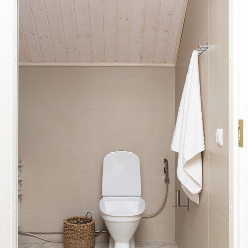 Yläkerran wc