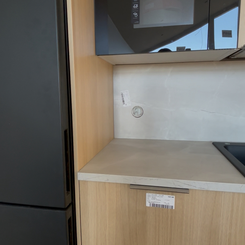 Keittiön kalusteita