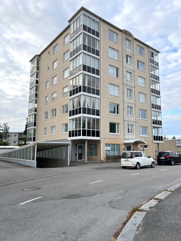 Autohallipaikka · Marttilankatu 8, Sastamala