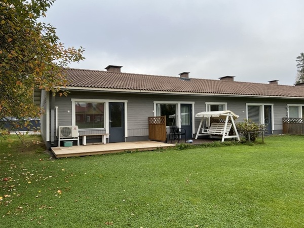Rivitalo · Houhajärventie 1149, Sastamala