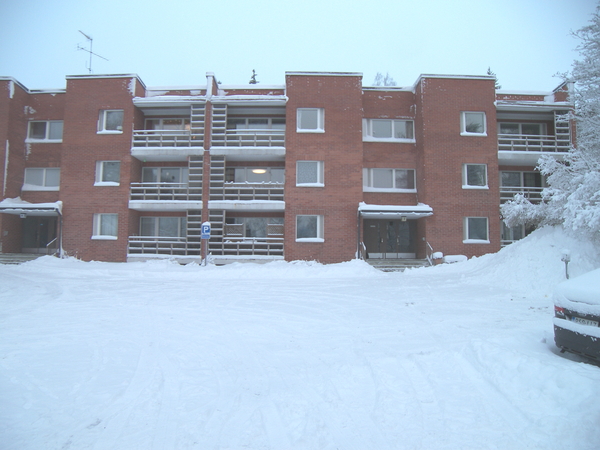 Kyöpelinkuja 2, 3h+k+kph+wc+parveke