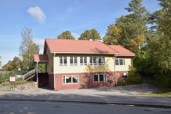 Koulukatu 13