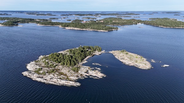 Gåsörarna, Stenskär 