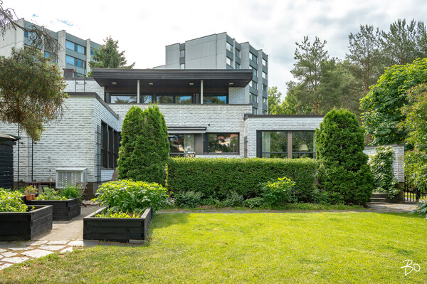 Mököistenkatu 4
