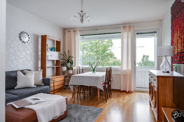 Sotalaistenkatu 1-3