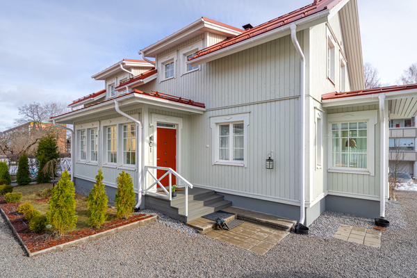 Tykistötie 36