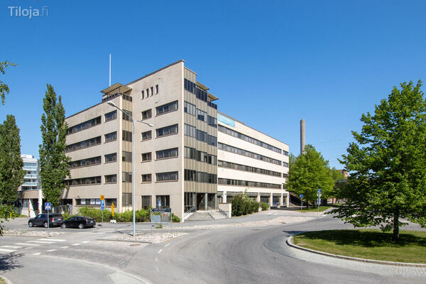 Kuva toimitilan julkisivusta osoitteessa Kaupintie 5, Helsinki (Lassila)