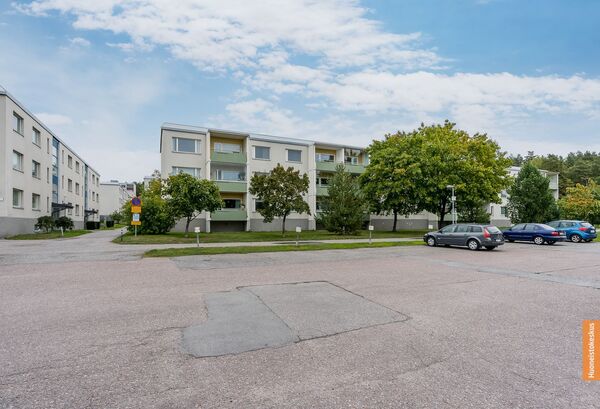 Varusmestarintie 6-8, Turku (Runosmäki)