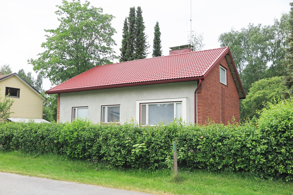 Laukkatie 19, Hämeenlinna (Pullerinmäki)
