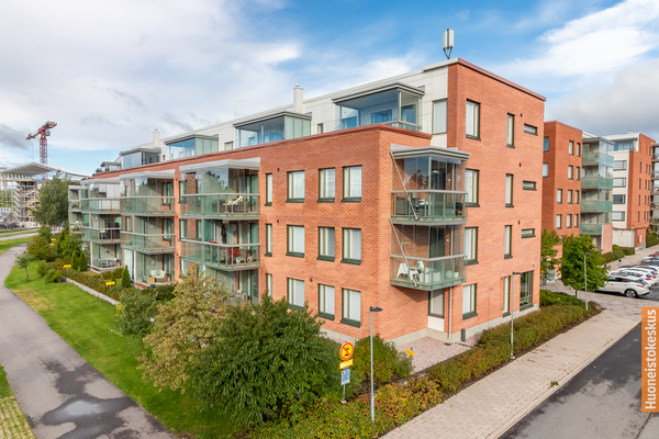 Matinpuronkuja 2, Espoo (Iirislahti)