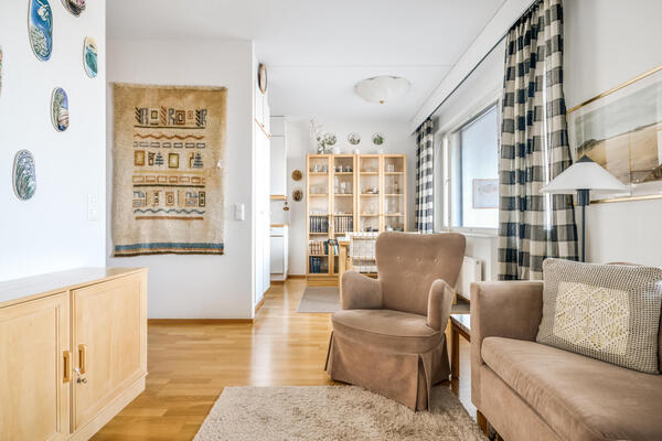 Valimontie 6, Kouvola (Keskusta)