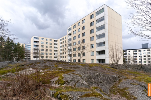 Tiirismaantie 5, Helsinki (Pihlajisto)
