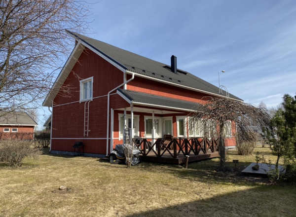 Tähtiportinkatu 19, Hämeenlinna (Tiiriö)