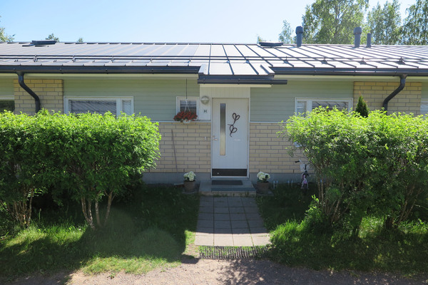 Tuiskukatu 3, Kouvola (Vahtero)
