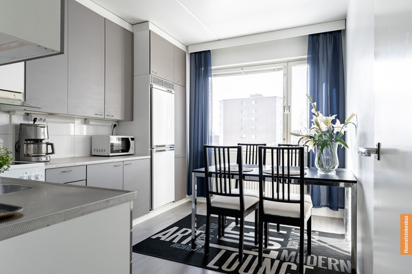 Pertunkatu 1, Turku (Luolavuori)