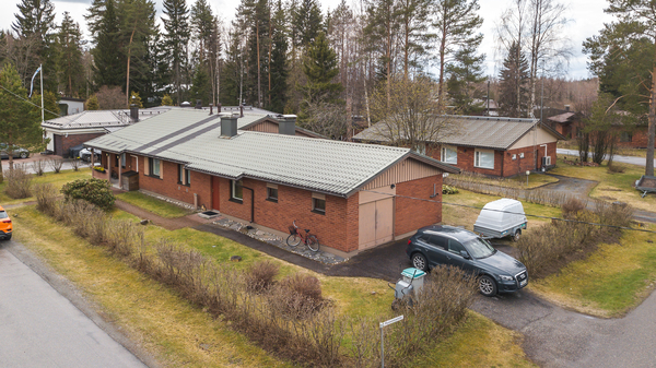 Metsurintie 11, Siilinjärvi (Toivala)