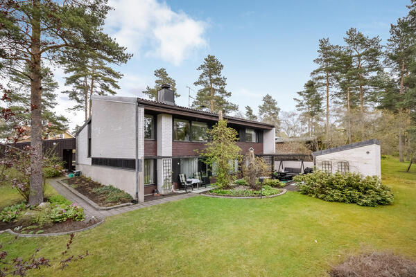 Aurinkorinteentie 12, Kouvola (Inkeroinen)