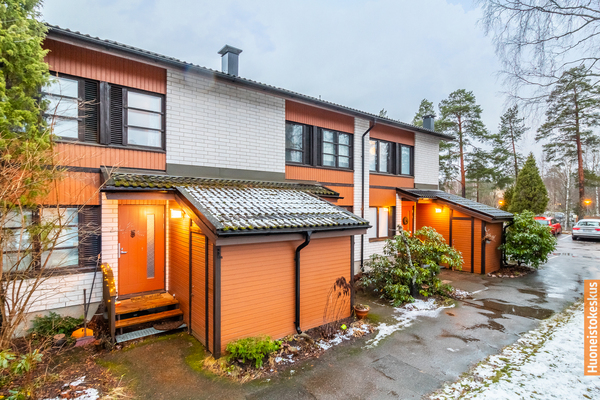 Kourakuja 3, Espoo (Laurinlahti)