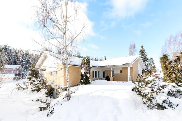 Poltinahontie 78a, Hämeenlinna (Pullerinmäki)