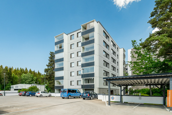 Hintsa Knaapin katu 10, Turku (Varissuo)