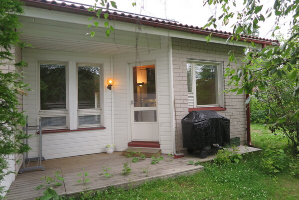 Esikkokatu 7, Järvenpää (Kyrölä)