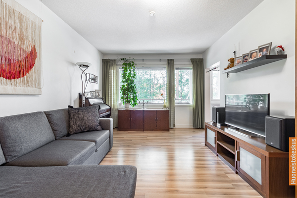 Haukantie 5, Tuusula (Riihikallio)