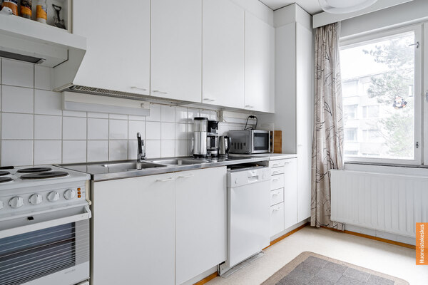 Rakuunatie 57, Turku (Vasaramäki)