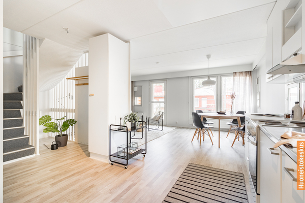 Pesäpuunkuja 3, Vantaa (Vallinoja)