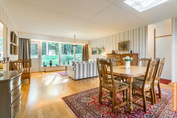 Vaakatie 22, Vantaa (Hämevaara)