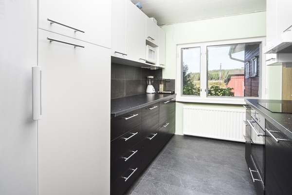 Keikyäntie 215, Sastamala (Äetsä)